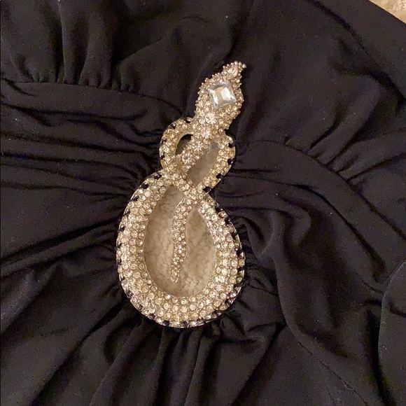 Little black dress - Picture 3 of 5